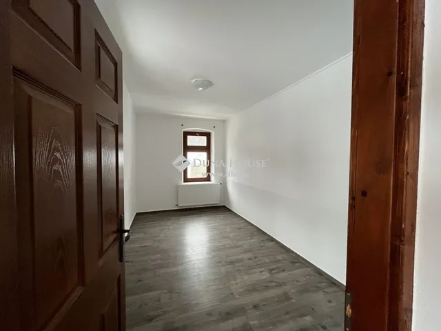 Eladó ház Óbánya 104 nm