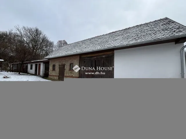Eladó ház Óbánya 104 nm