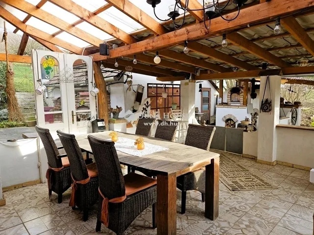 Eladó ház Erdősmárok 140 nm