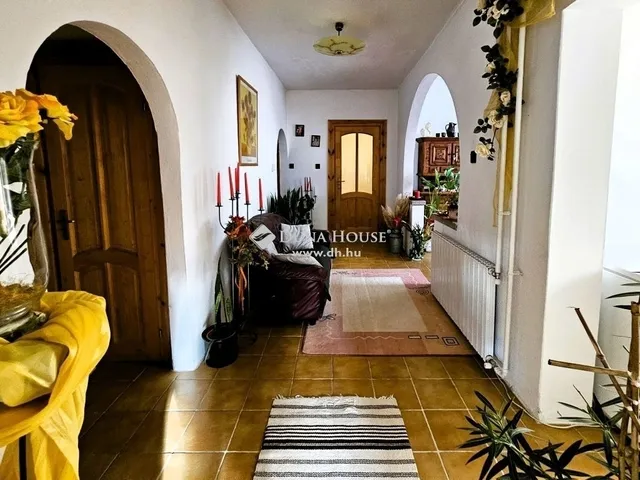 Eladó ház Erdősmárok 140 nm