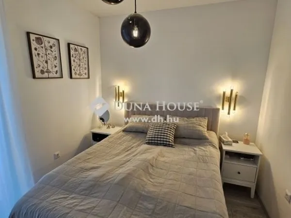 Eladó lakás Pécs 92 nm