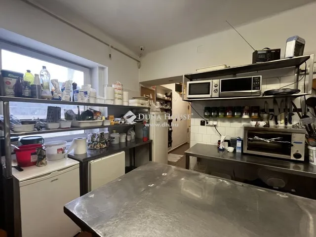 Kiadó kereskedelmi és ipari ingatlan Mecseknádasd 158 nm