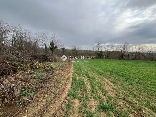 Eladó telek Geresdlak 5532 nm