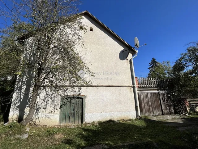 Eladó ház Mecseknádasd 102 nm