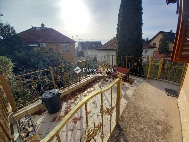 Eladó lakás Pécs 97 nm
