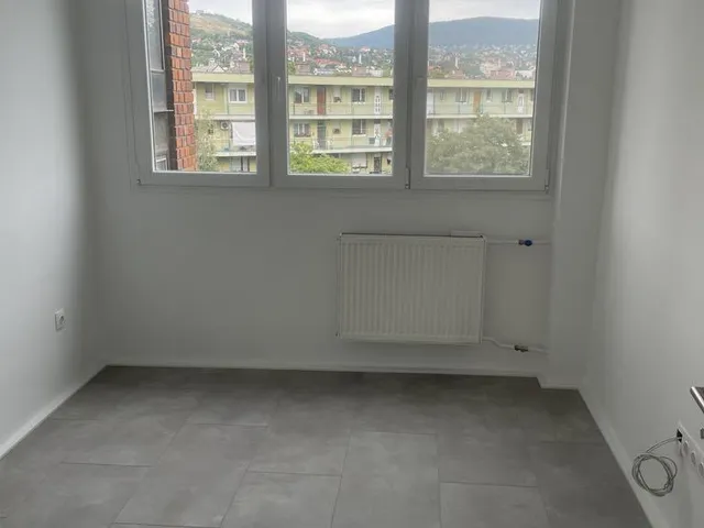 Eladó lakás Pécs, Uránváros 70 nm