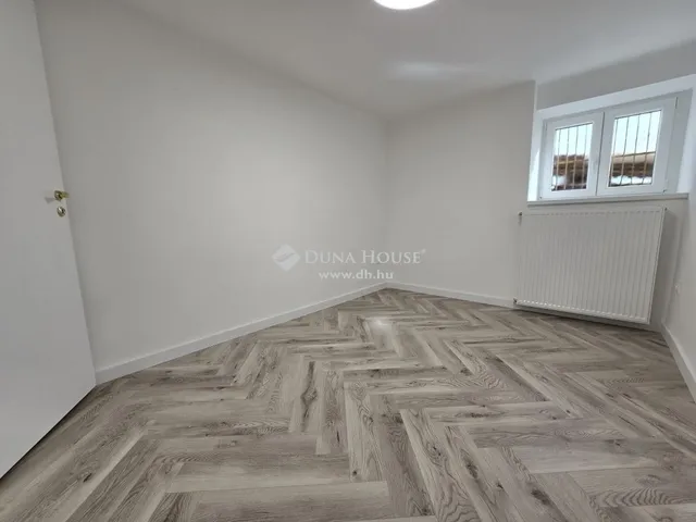 Eladó lakás Pécs 56 nm