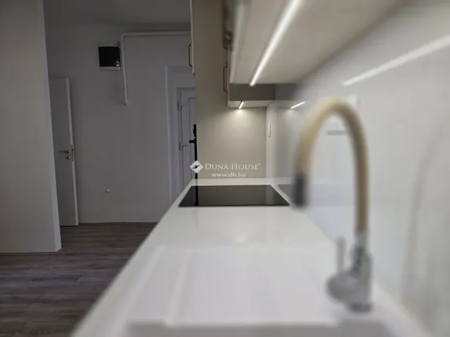 Eladó lakás Pécs 69 nm