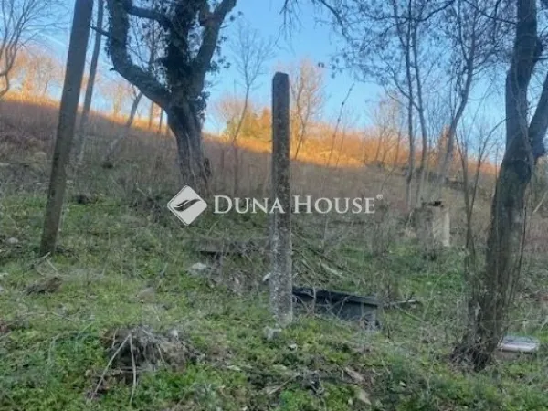 Eladó telek Pécs 3490 nm