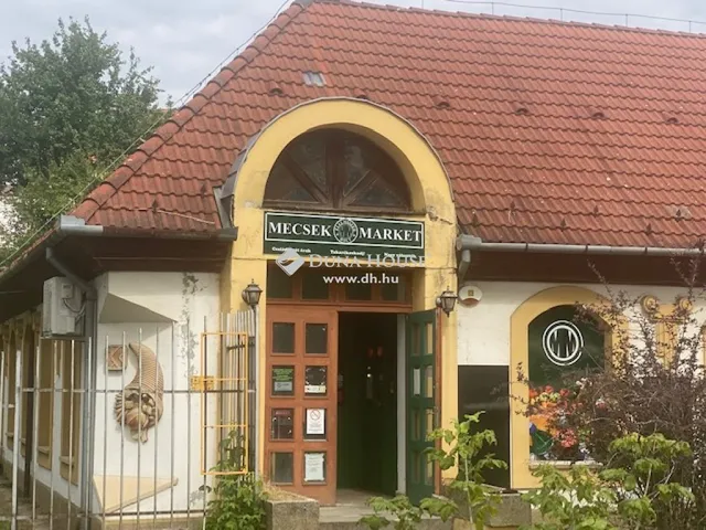 Eladó kereskedelmi és ipari ingatlan Pécs, Somogy 240 nm