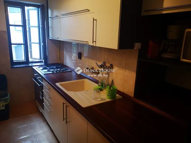Kiadó lakás Pécs 67 nm