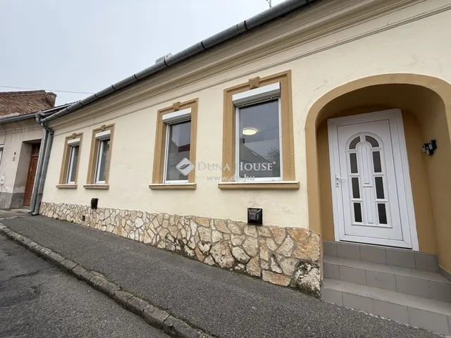 Eladó lakás Pécs 80 nm