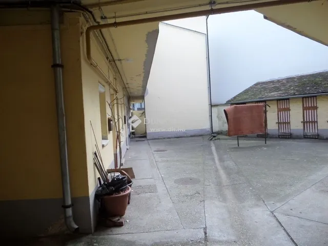 Eladó lakás Pécs 44 nm