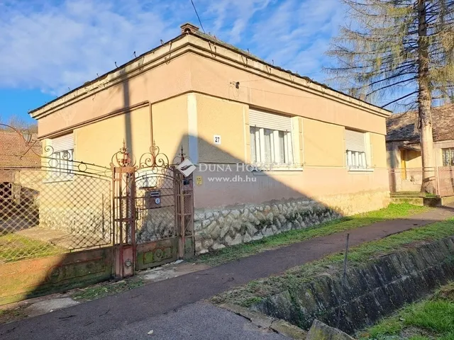 Eladó ház Regenye 124 nm