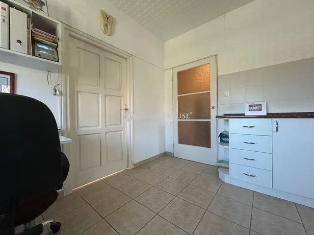 Eladó kereskedelmi és ipari ingatlan Pécs 54 nm