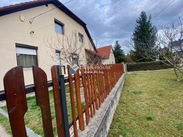 Eladó ház Kozármisleny 240 nm