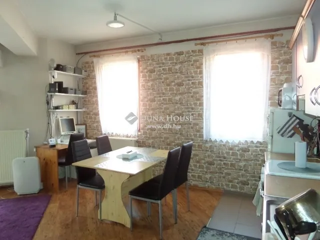 Eladó ház Pécs 160 nm