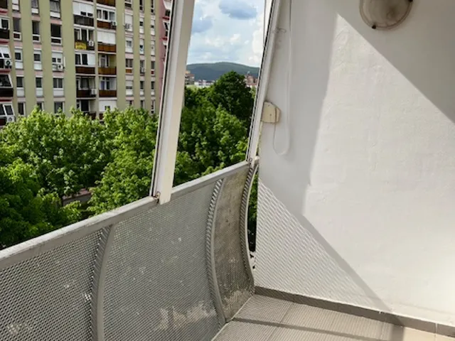 Eladó lakás Pécs, Kertváros 29 nm