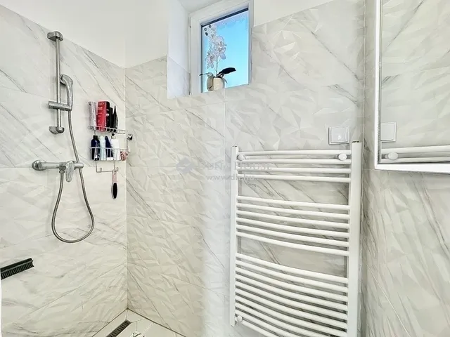 Eladó lakás Pécs 106 nm