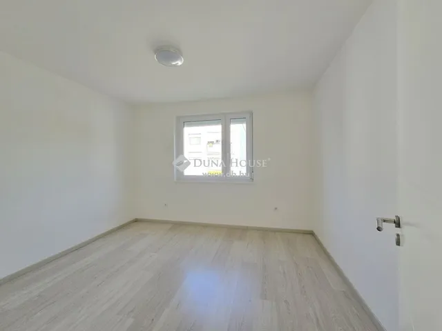 Kiadó lakás Pécs 75 nm