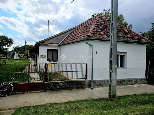 Eladó ház Bicsérd 50 nm