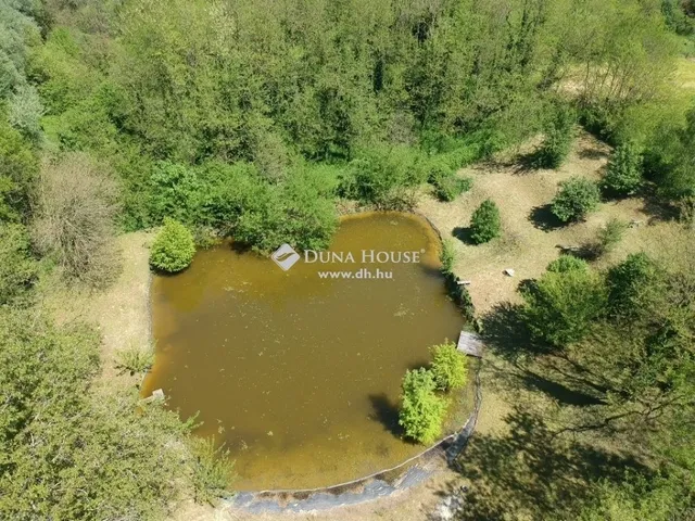 Eladó üdülő és hétvégi ház Vízvár 210 nm