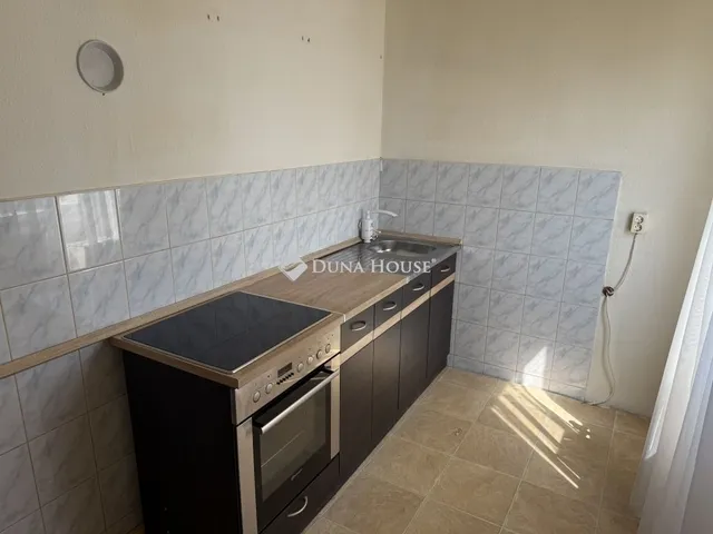 Eladó lakás Pécs, Kertváros 54 nm