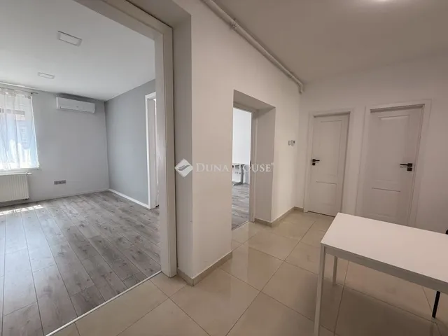 Eladó lakás Pécs, Belváros 113 nm