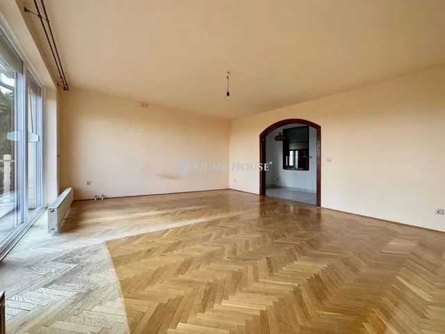 Eladó ház Pécs, Mecsekoldal 190 nm