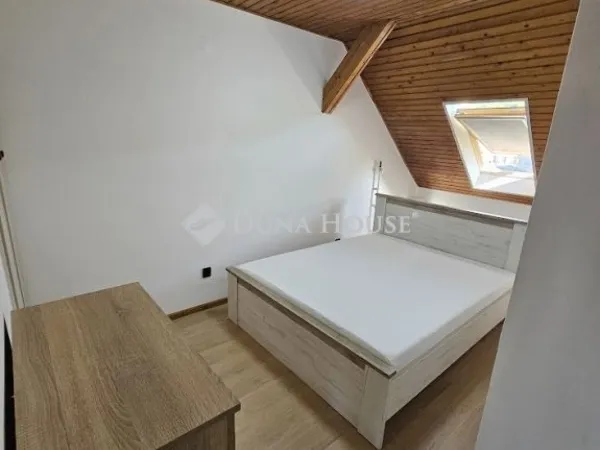 Kiadó lakás Pécs 94 nm