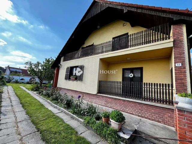 Eladó ház Mohács 260 nm