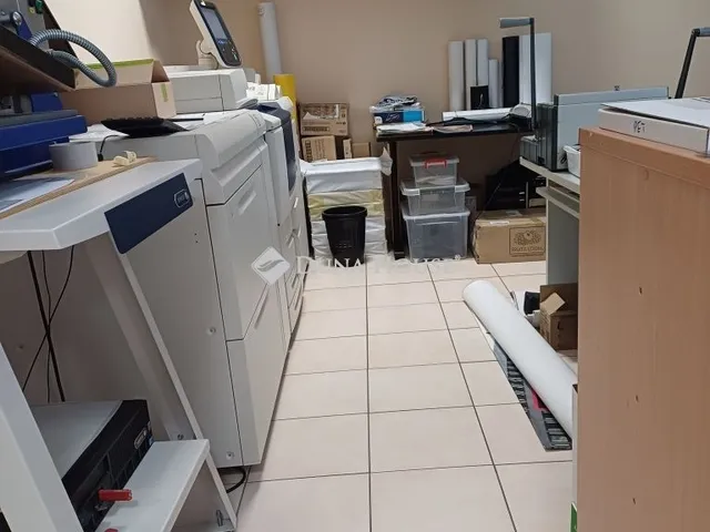 Eladó kereskedelmi és ipari ingatlan Pécs 56 nm