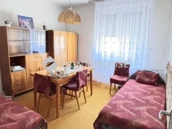 Eladó lakás Pécs, Kertváros 50 nm