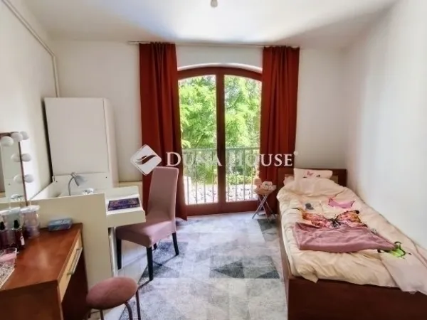 Eladó ház Pécs 240 nm