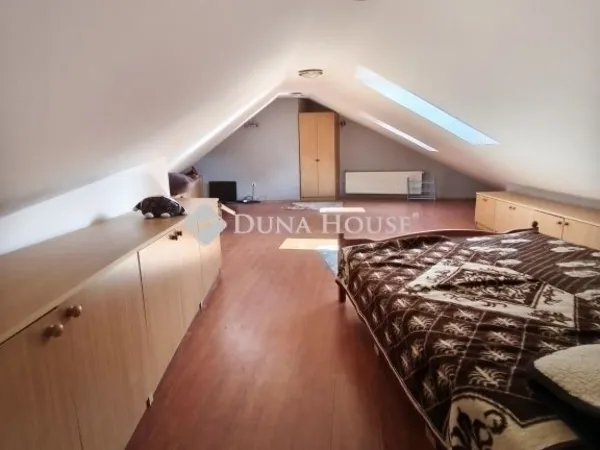 Eladó ház Pécs 240 nm