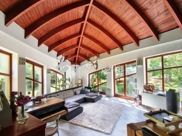 Eladó ház Pécs 240 nm