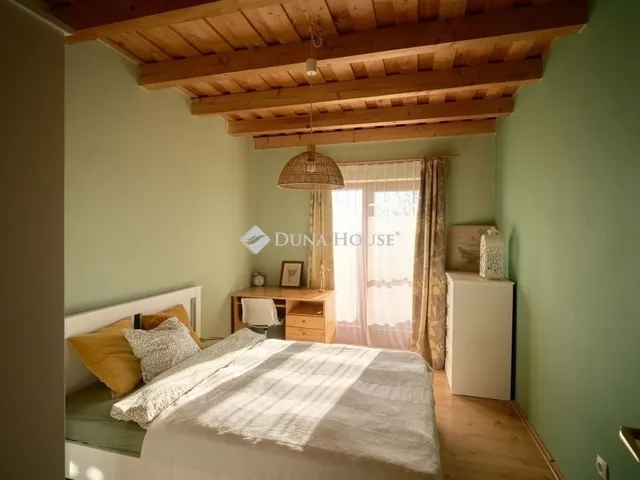 Eladó ház Nagykozár 160 nm