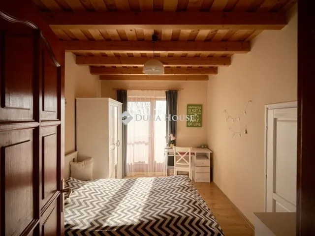 Eladó ház Nagykozár 160 nm