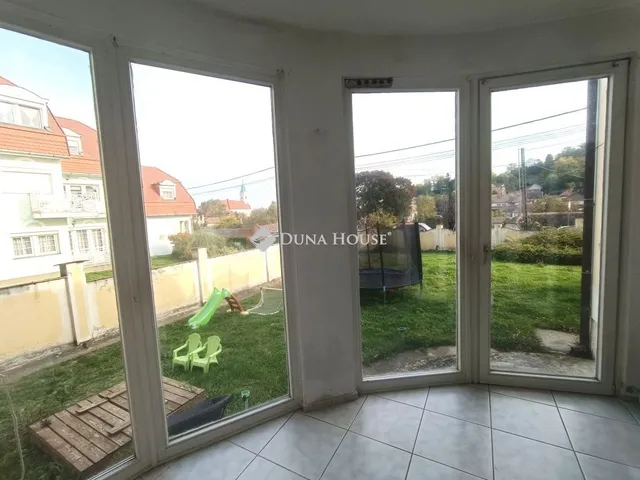 Eladó lakás Szekszárd 185 nm