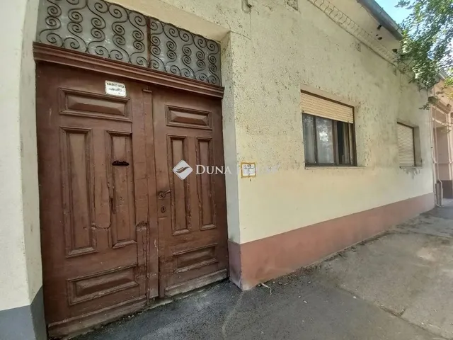 Eladó ház Szekszárd 130 nm