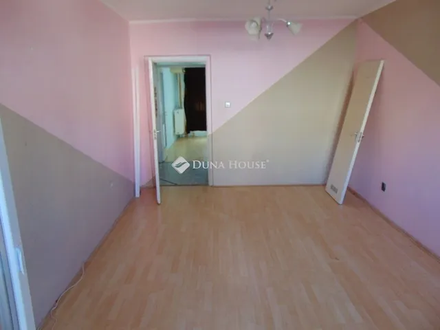 Eladó lakás Pécs 49 nm