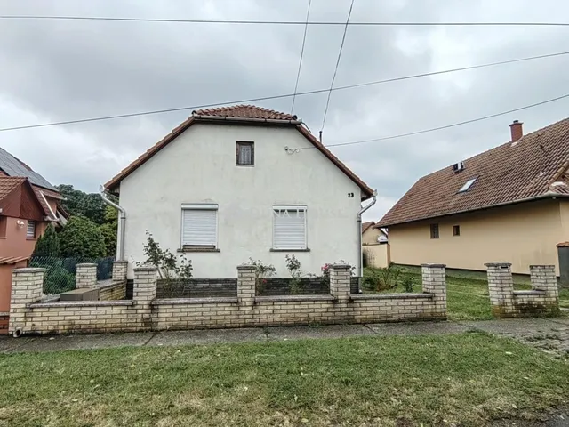 Eladó ház Bonyhád 150 nm