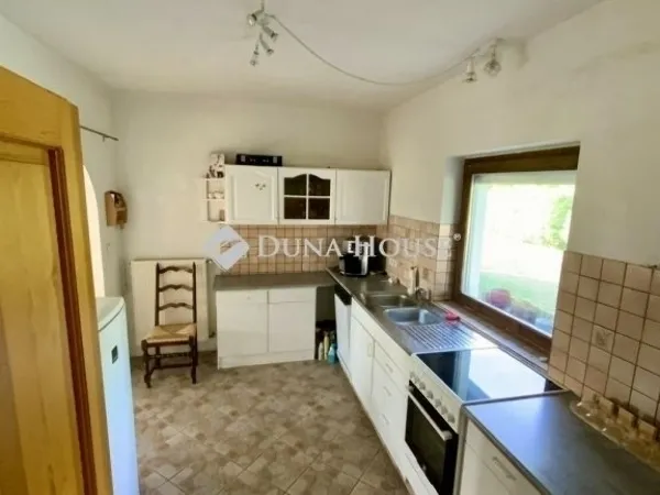 Eladó ház Mecseknádasd 132 nm