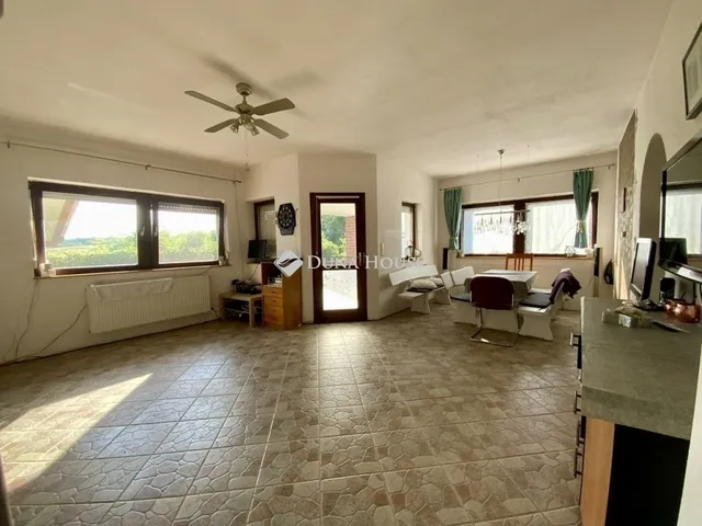 Eladó ház Mecseknádasd 132 nm