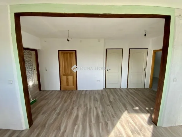 Eladó ház Mecseknádasd 132 nm