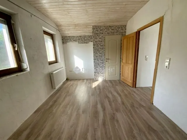 Eladó ház Mecseknádasd 132 nm