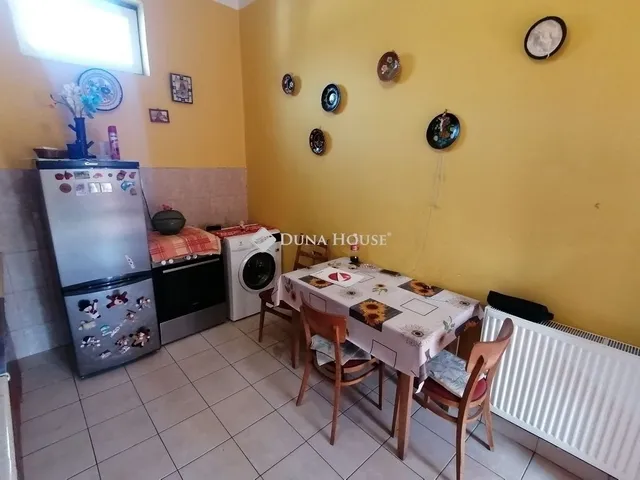 Eladó ház Kökény 98 nm