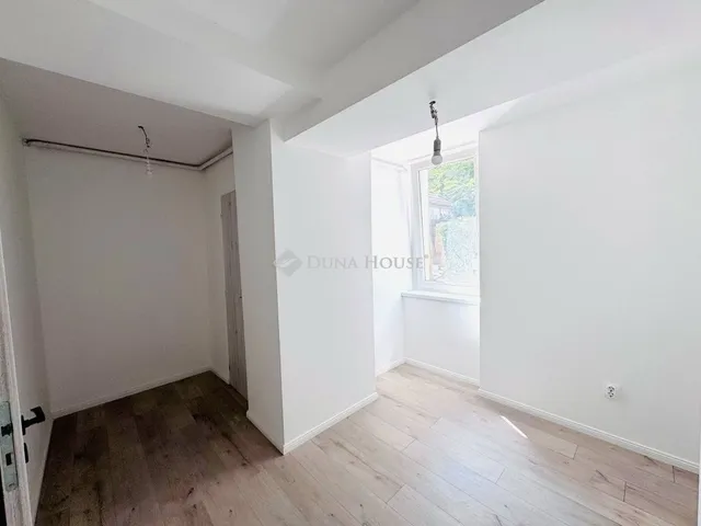 Eladó lakás Pécs 52 nm