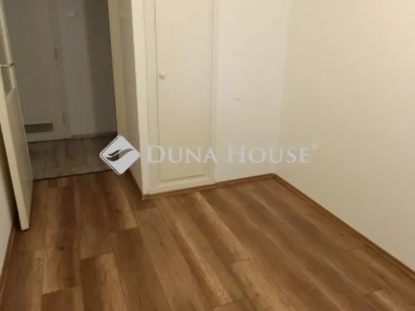 Eladó lakás Pécs 57 nm