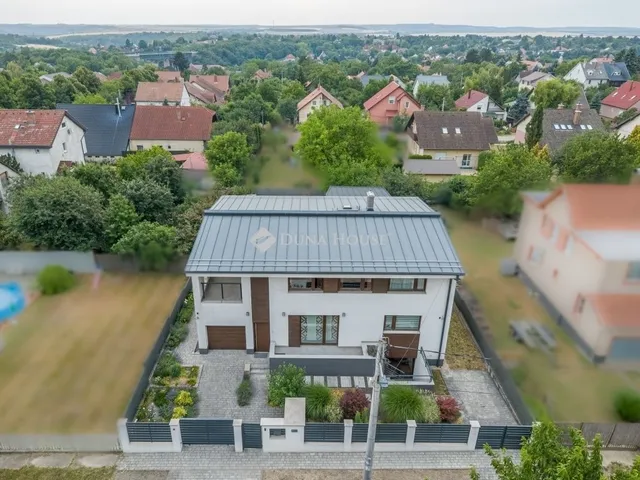 Eladó ház Biatorbágy 440 nm